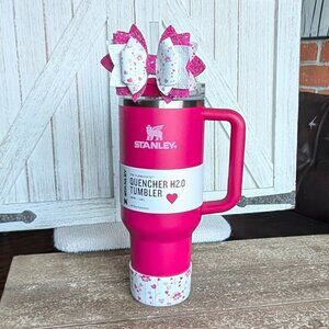 NWT  Stanley Valentine’s Day Cosmo Pink 40oz Tumbler + Custom Bow/Boot 🎈💕